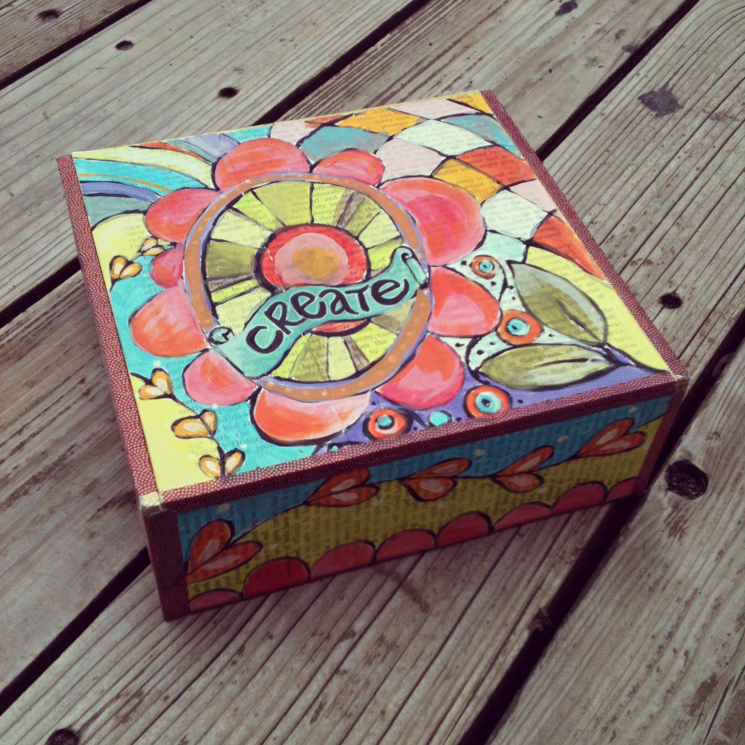 Beehive Art Salon Creativity Box